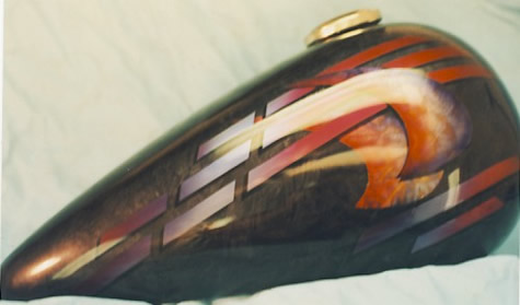 Graphics with marbleized base